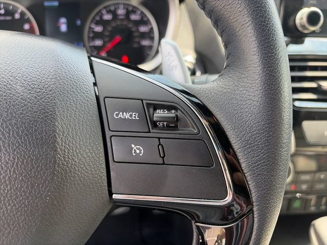 Used 2022 Mitsubishi Eclipse Cross SEL AWD/4WD image 12