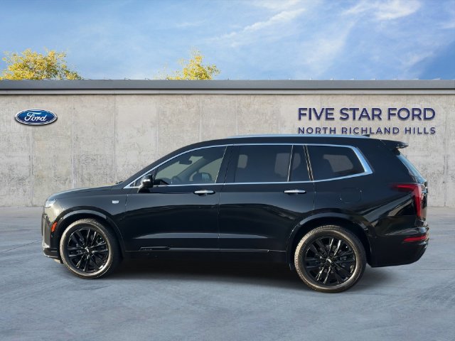 Used 2021 Cadillac XT6 Premium Luxury w/ LPO, ONYX Package FWD image 5