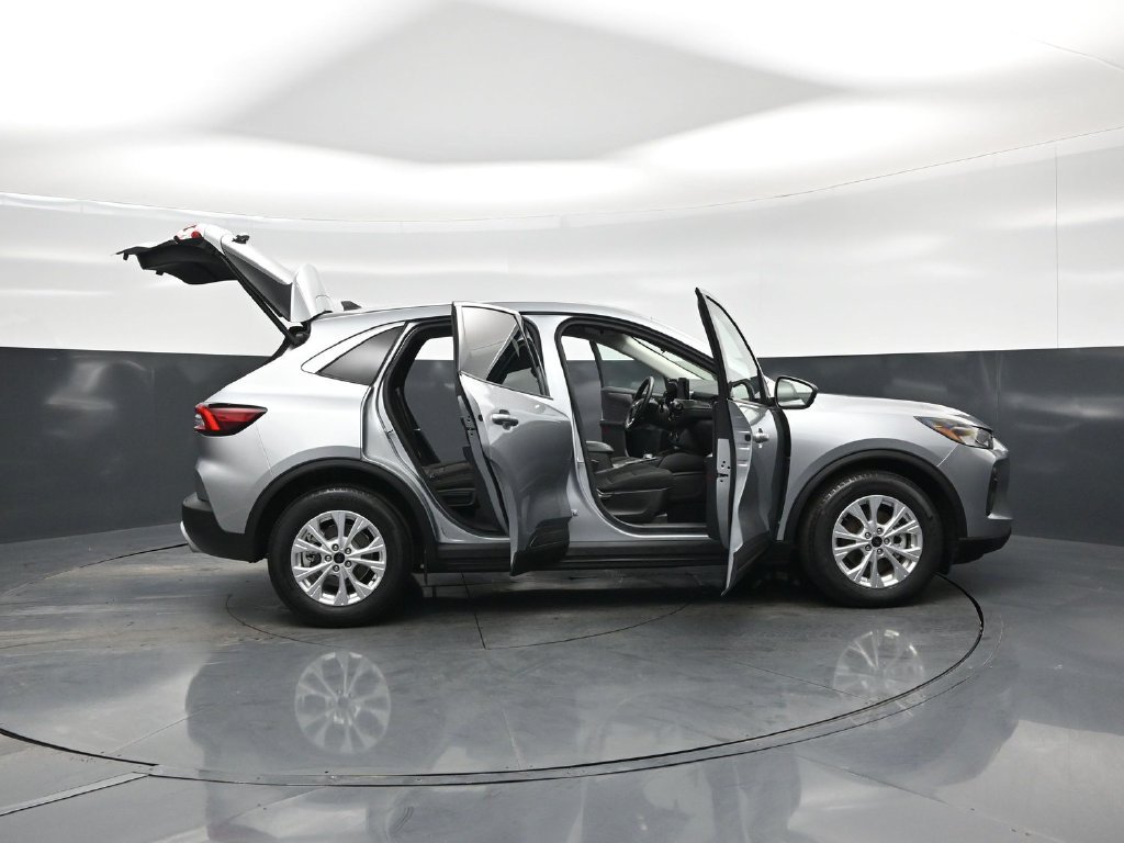 Certified 2023 Ford Escape Active FWD image 4