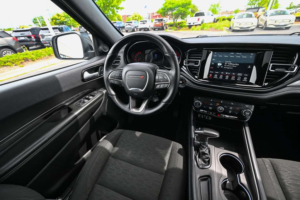 Used 2023 Dodge Durango SXT w/ Quick Order Package 2BK AWD/4WD image 32