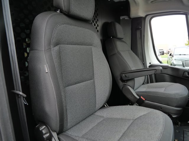 Used 2025 RAM ProMaster 2500 w/ U-Haul Equipment Group FWD image 14