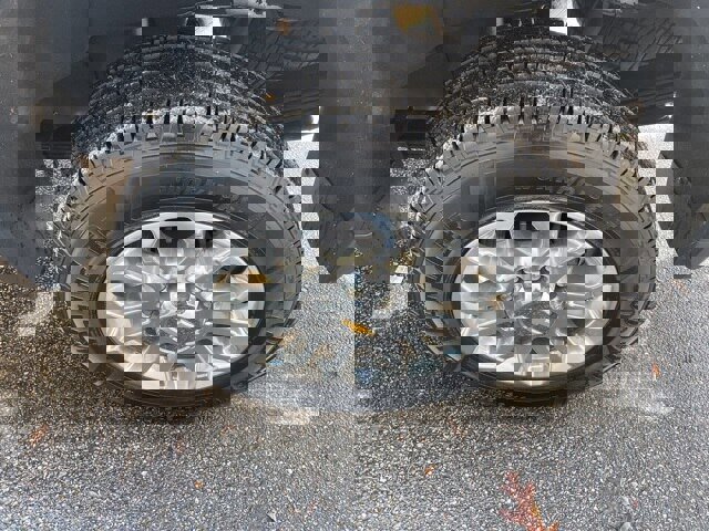 Used 2024 Chevrolet Silverado 2500 LTZ w/ LTZ Premium Package image 9