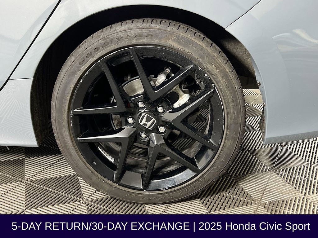 Used 2025 Honda Civic Sport image 31
