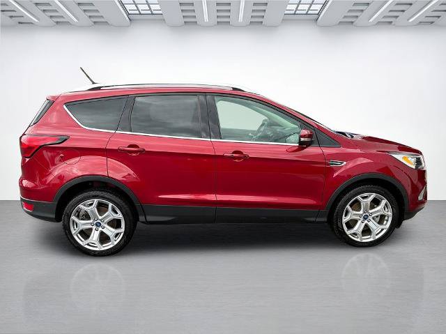 Certified 2019 Ford Escape Titanium AWD/4WD image 2