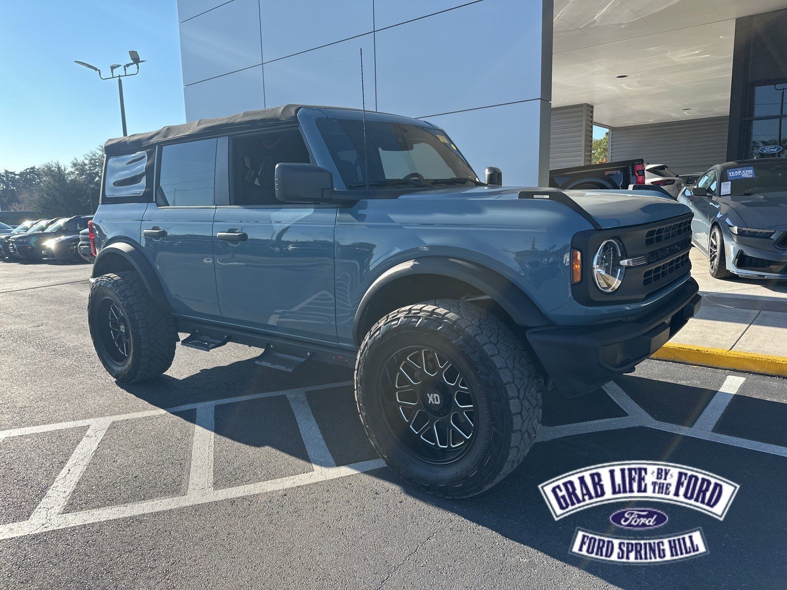 Certified 2022 Ford Bronco 4-Door image 1