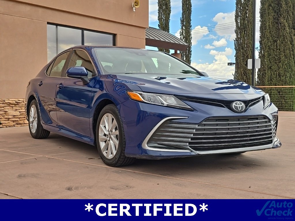 Used 2023 Toyota Camry LE image 12