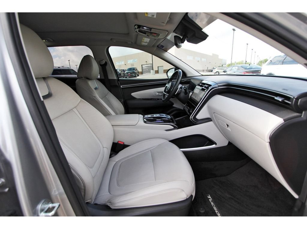 Used 2023 Hyundai Tucson Limited FWD image 27