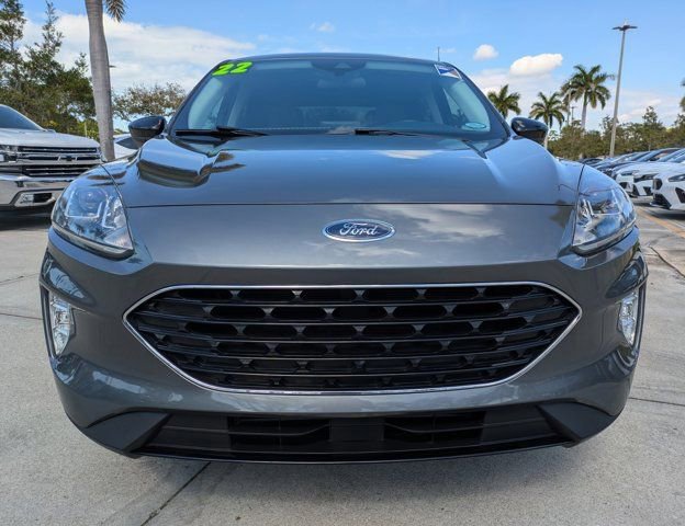 Certified 2022 Ford Escape SE w/ SE Sport Appearance Package image 8