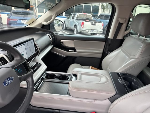 Certified 2025 Ford Expedition Active AWD/4WD image 72