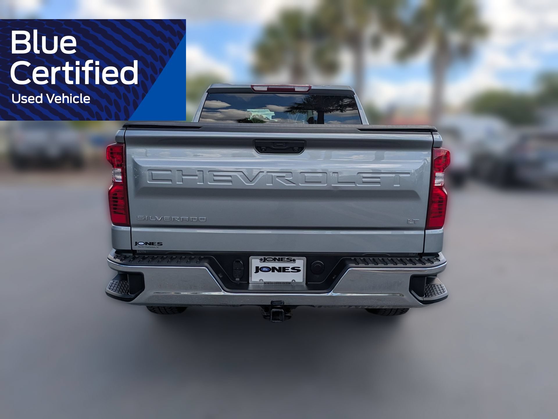 Used 2023 Chevrolet Silverado 1500 LT AWD/4WD image 7
