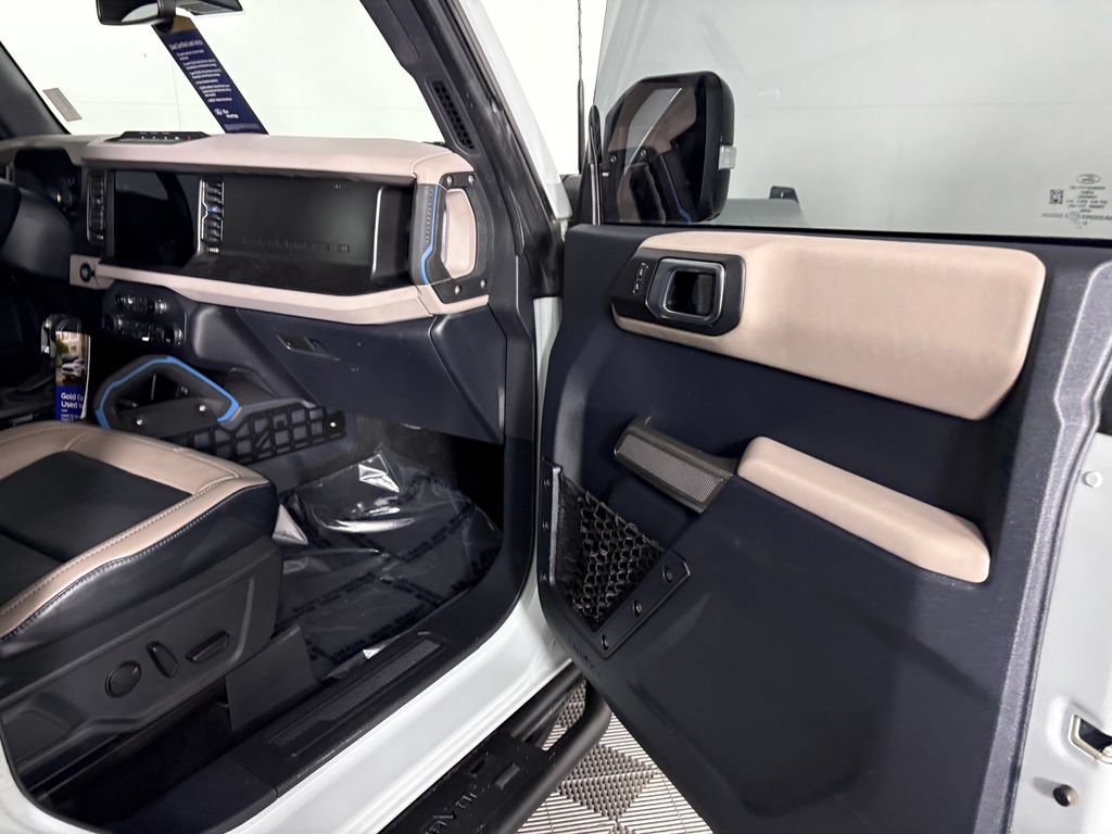 Certified 2021 Ford Bronco Wildtrak AWD/4WD image 35