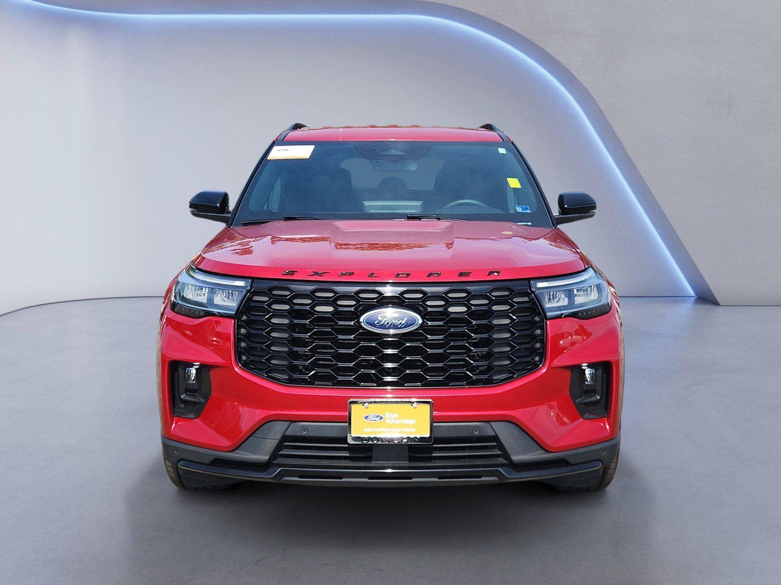 Certified 2025 Ford Explorer ST-Line w/ Premium Package AWD/4WD image 8