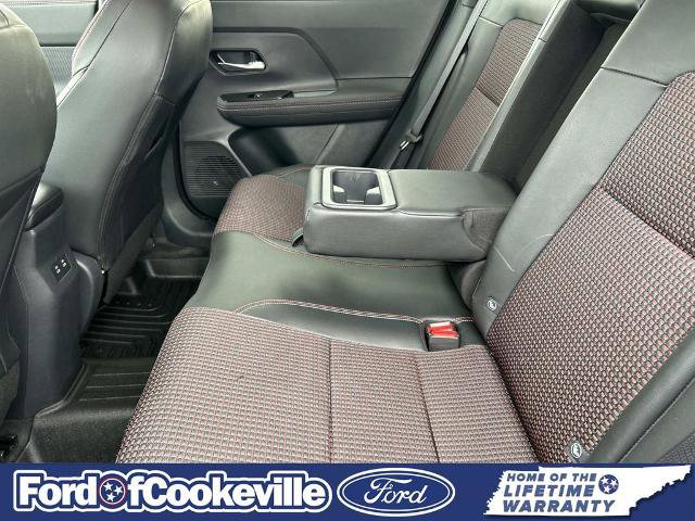 Used 2025 Nissan Kicks SR image 15