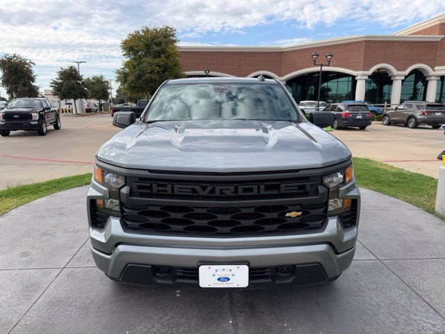 Used 2025 Chevrolet Silverado 1500 Custom AWD/4WD image 2