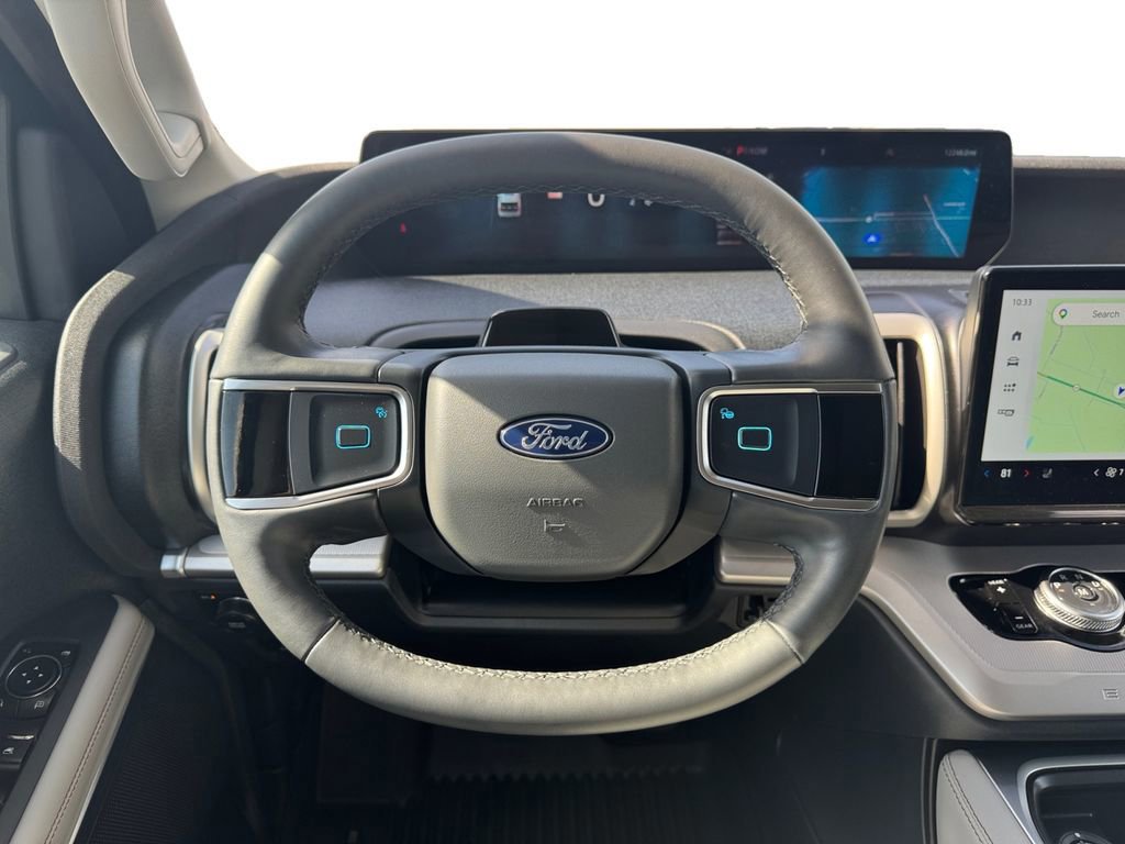 Certified 2025 Ford Expedition Active image 12