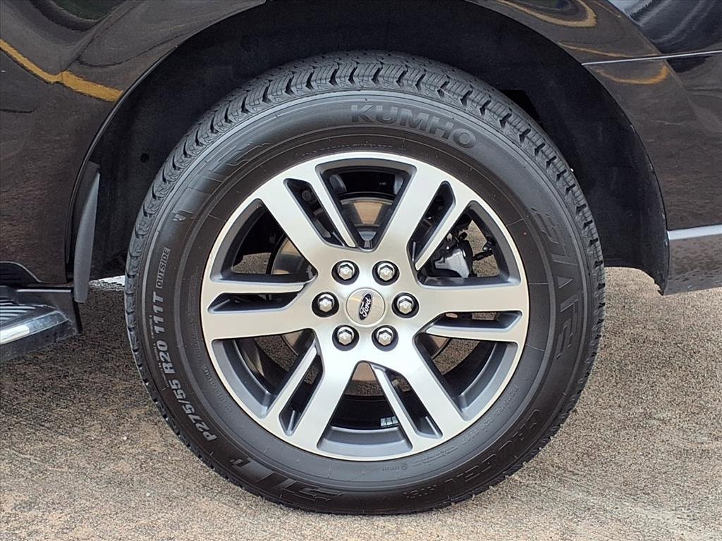 Certified 2023 Ford Expedition Limited image 32