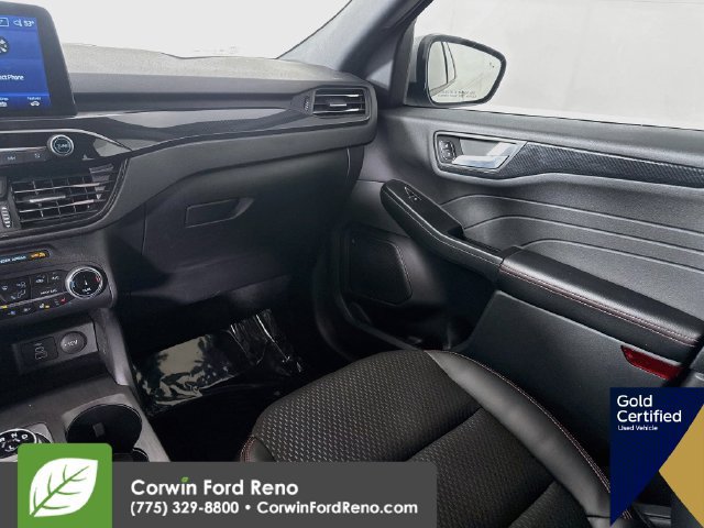 Certified 2025 Ford Escape ST-Line Select w/ Class II Trailer Tow Package AWD/4WD image 24