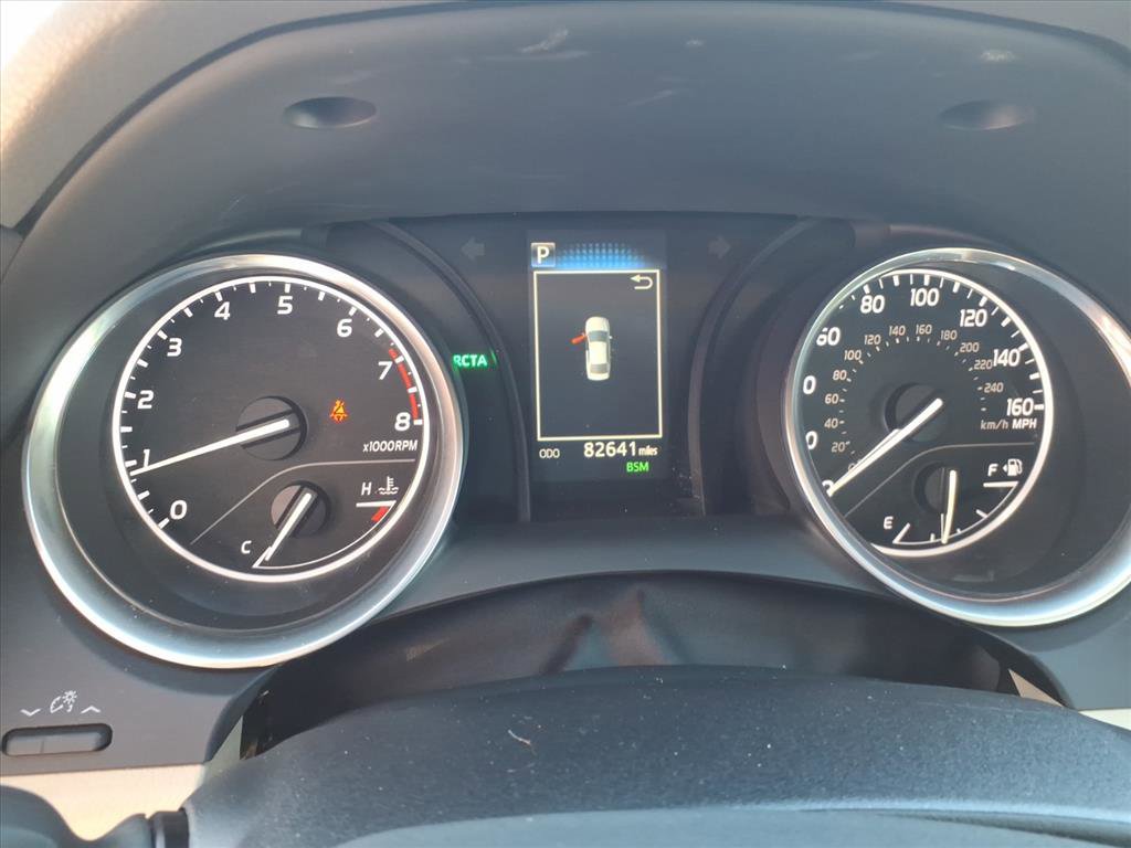 Used 2018 Toyota Camry LE image 15