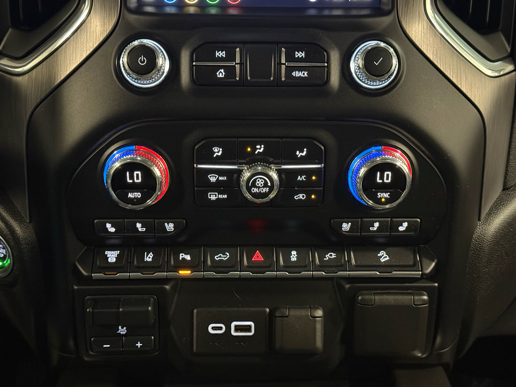 Used 2020 GMC Sierra 2500 Denali w/ Denali Ultimate Package image 27