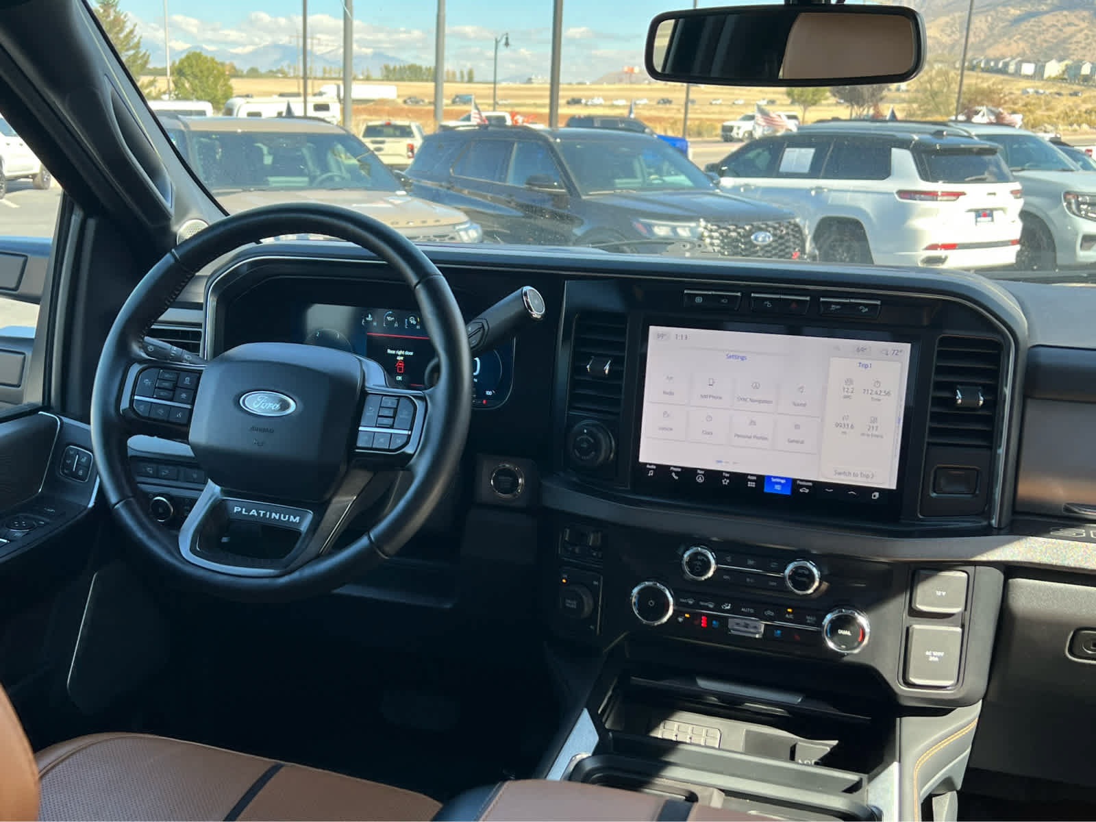 Certified 2024 Ford F450 Platinum w/ FX4 Off-Road Package AWD/4WD image 15