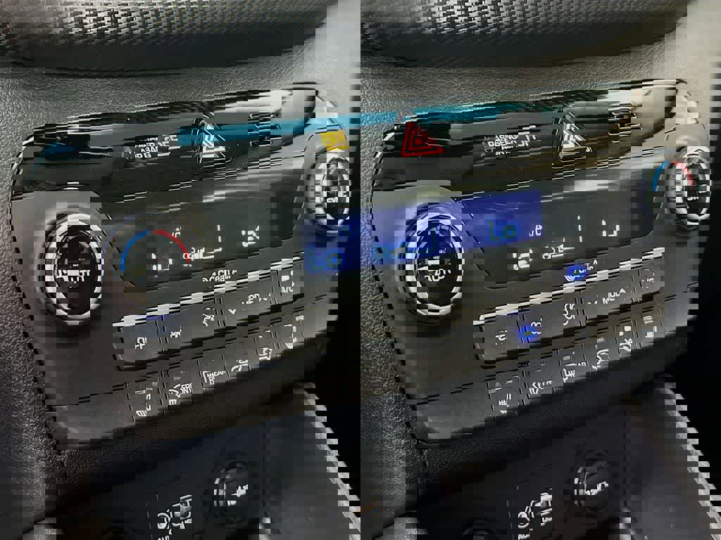 Used 2020 Hyundai Tucson SEL w/ Winter Weather Package image 18