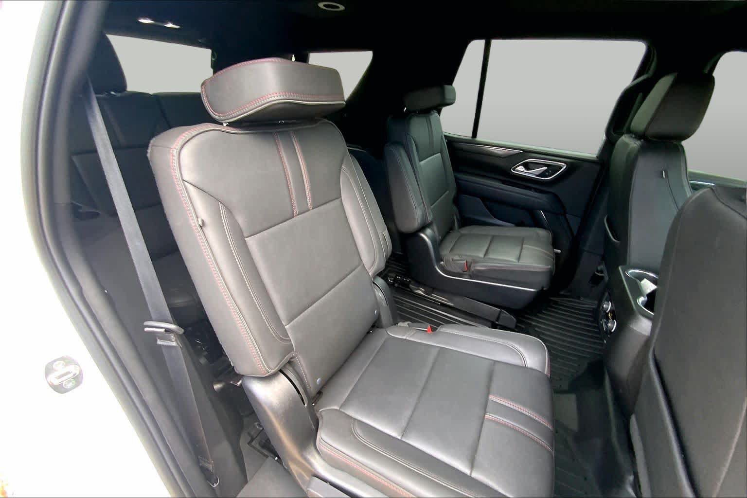 Used 2022 Chevrolet Tahoe RST w/ Luxury Package RWD image 20
