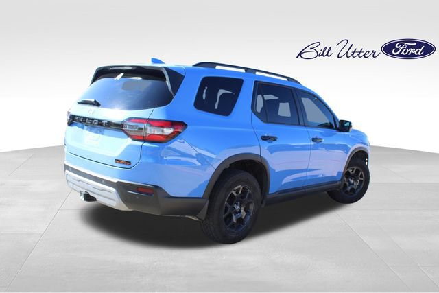 Used 2025 Honda Pilot TrailSport image 5