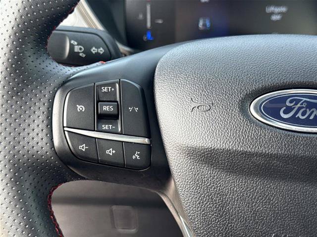 Certified 2025 Ford Escape ST-Line FWD image 18