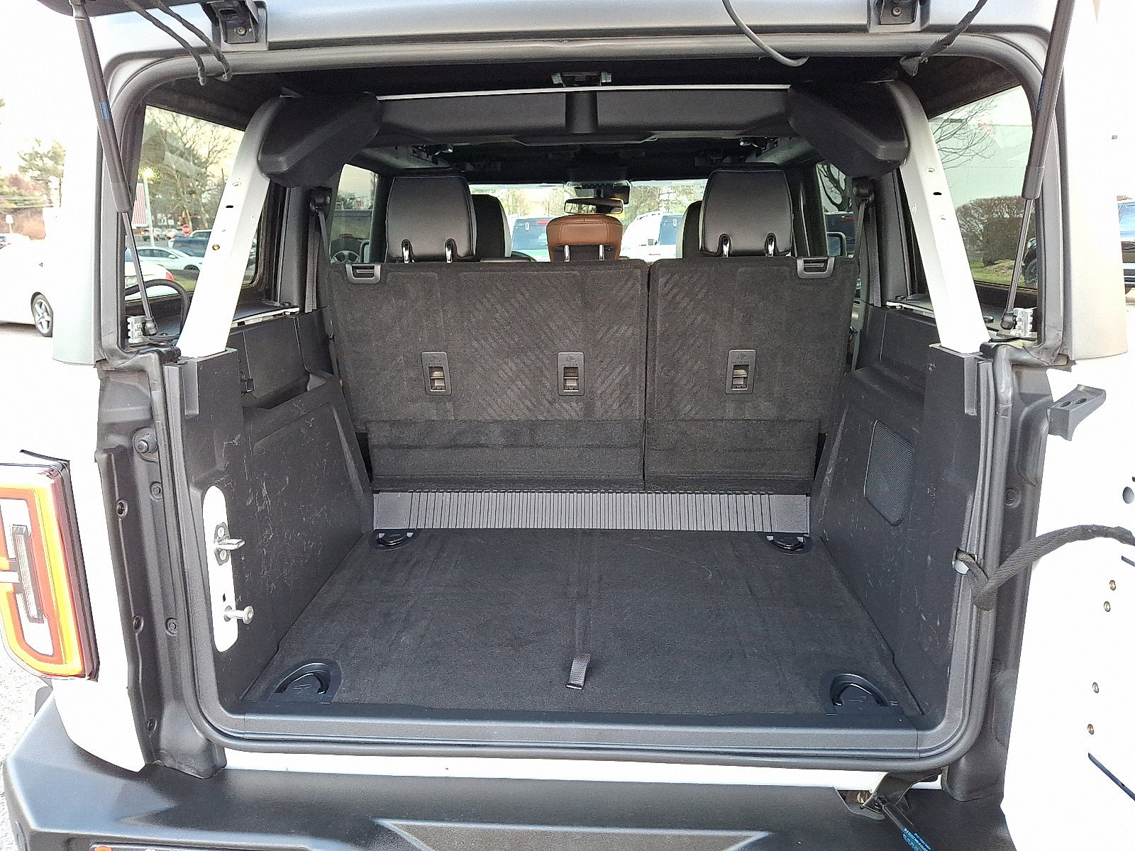 Certified 2023 Ford Bronco Outer Banks w/ Sasquatch Package image 32