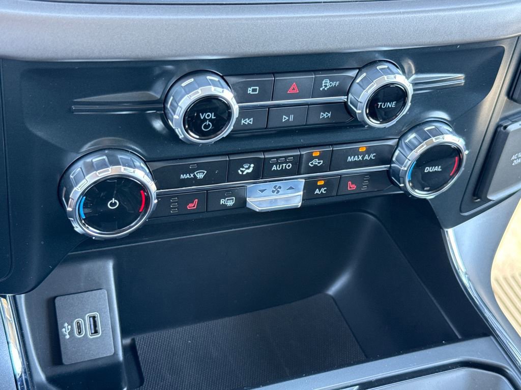 Certified 2025 Ford F150 Lightning XLT image 22