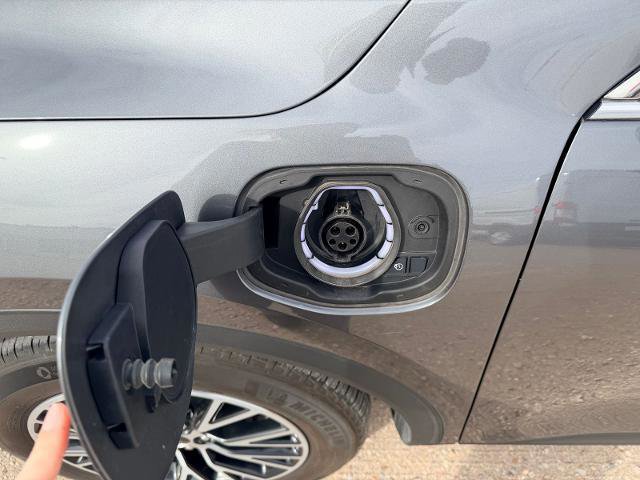 Certified 2024 Ford Escape SE w/ PHEV Premium Package image 12