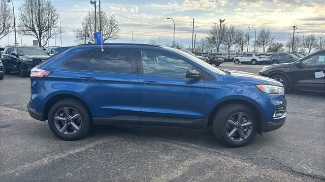 Certified 2024 Ford Edge SEL w/ Sport Appearance Package image 3