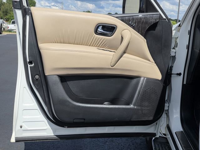 Used 2024 Nissan Armada Platinum w/ Captain's Chairs Package RWD image 14