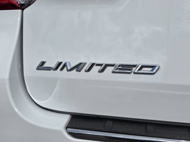 Certified 2022 Ford Explorer Limited RWD image 32