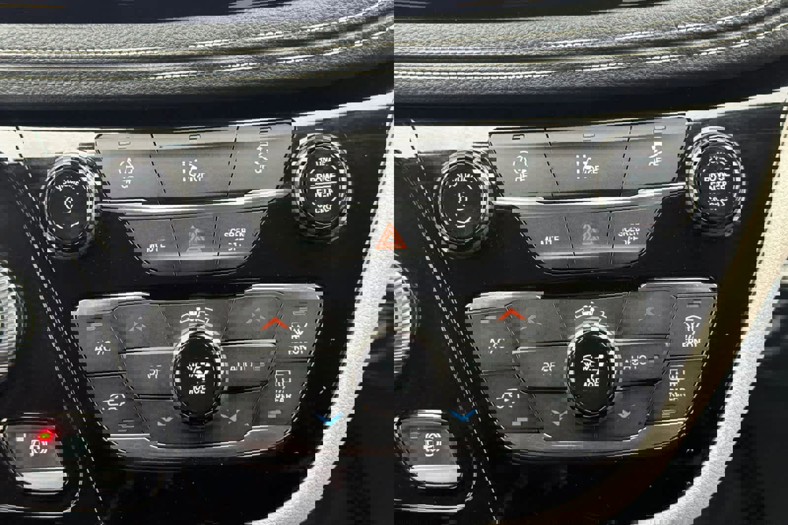 Used 2022 Chrysler Pacifica Touring-L image 19