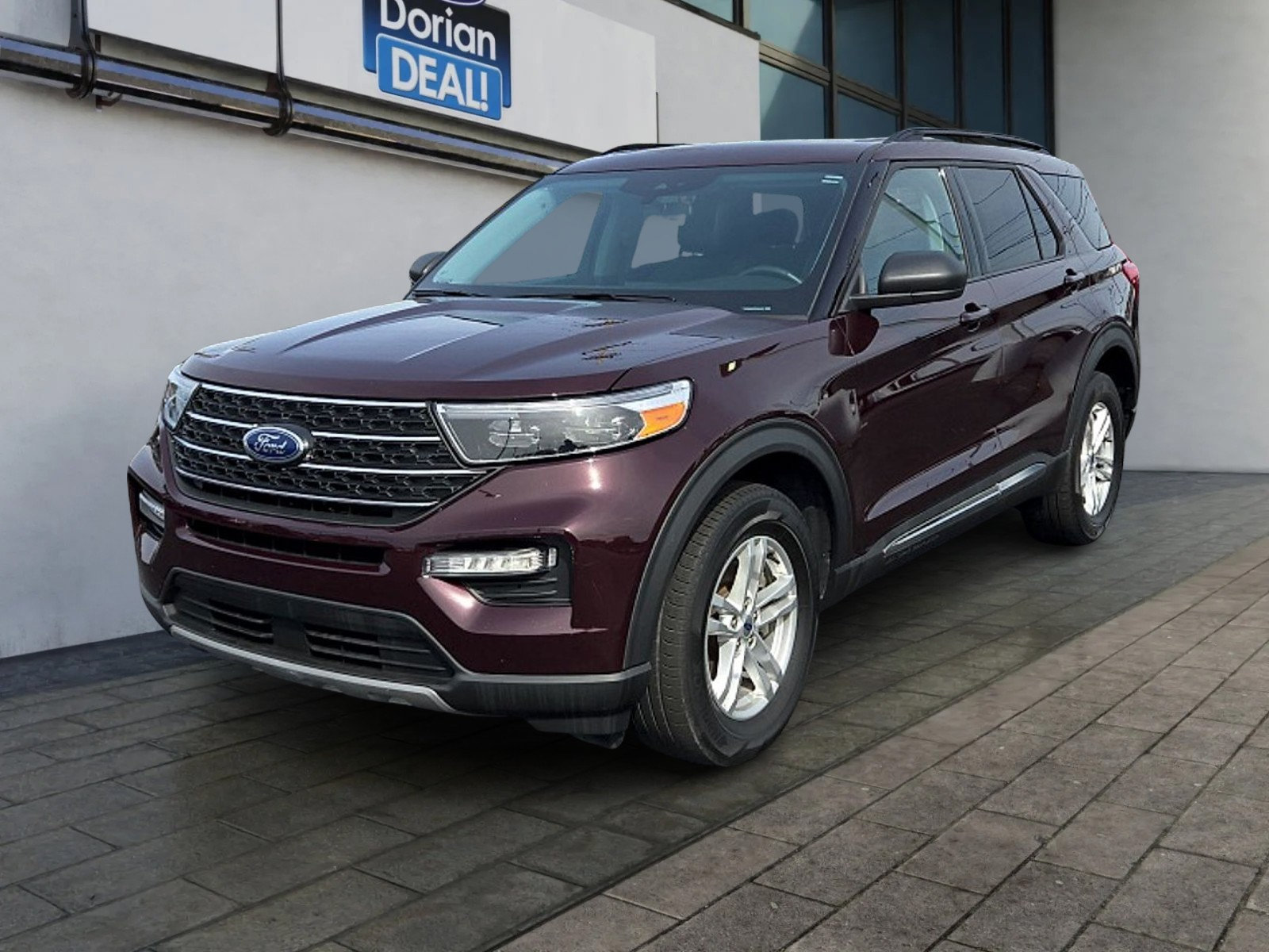 Certified 2023 Ford Explorer XLT w/ Equipment Group 202A AWD/4WD image 7