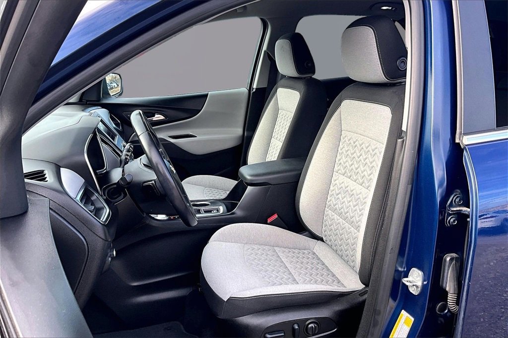 Used 2022 Chevrolet Equinox LT image 25