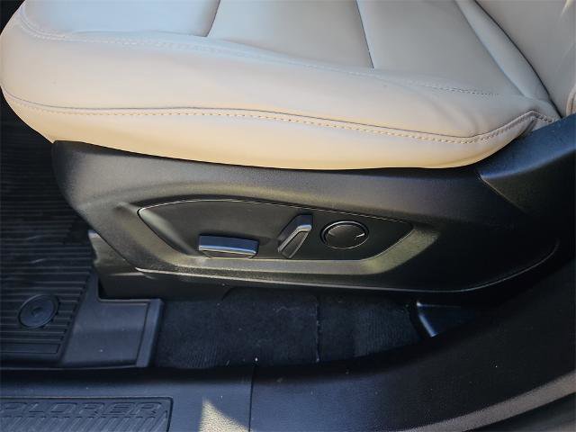 Certified 2022 Ford Explorer XLT w/ Equipment Group 202A image 16