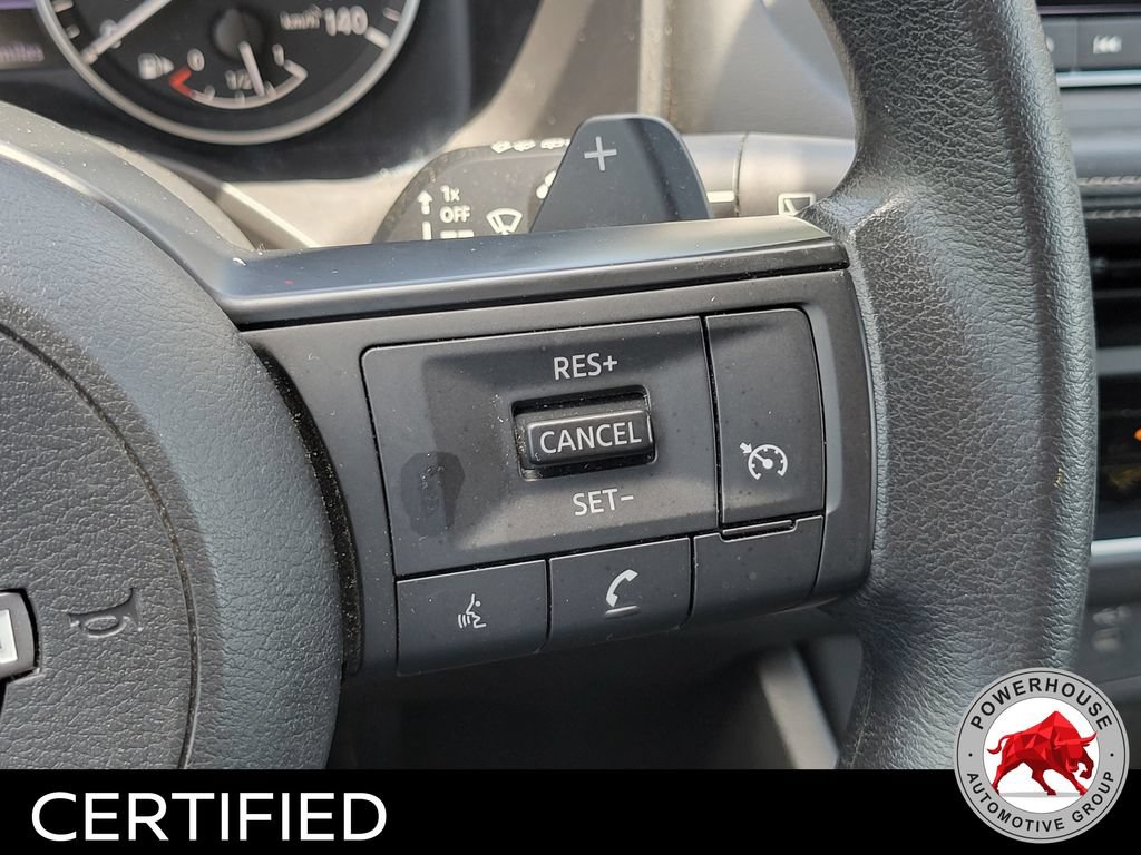 Used 2024 Nissan Rogue S FWD image 27