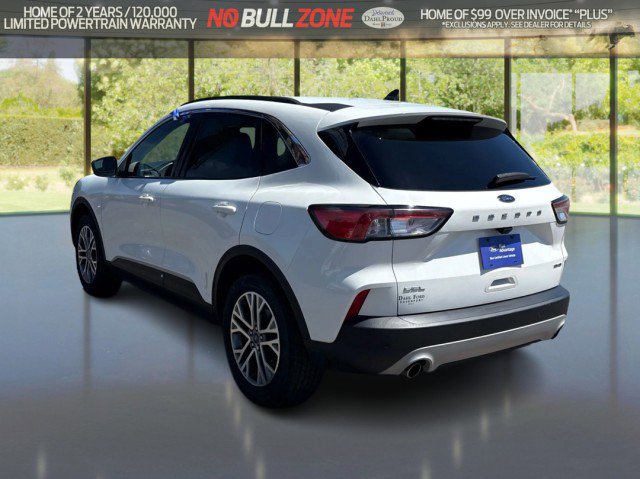 Certified 2022 Ford Escape SEL AWD/4WD image 3
