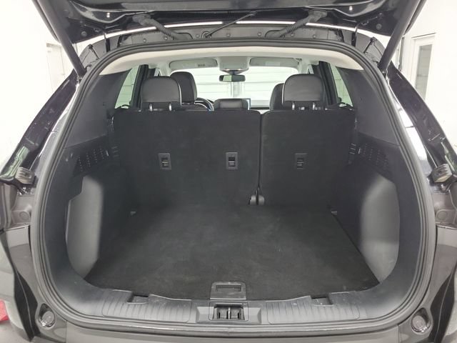Certified 2025 Ford Escape Platinum AWD/4WD image 8