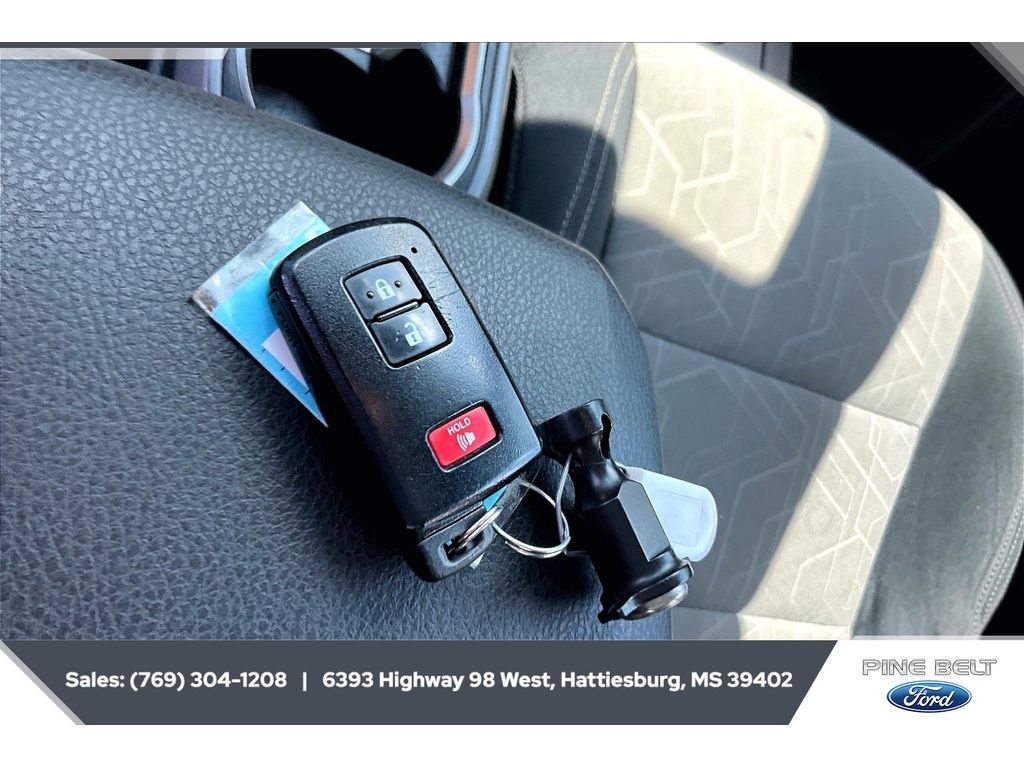 Used 2023 Toyota Tacoma TRD Sport w/ Advanced Technology Package AWD/4WD image 9
