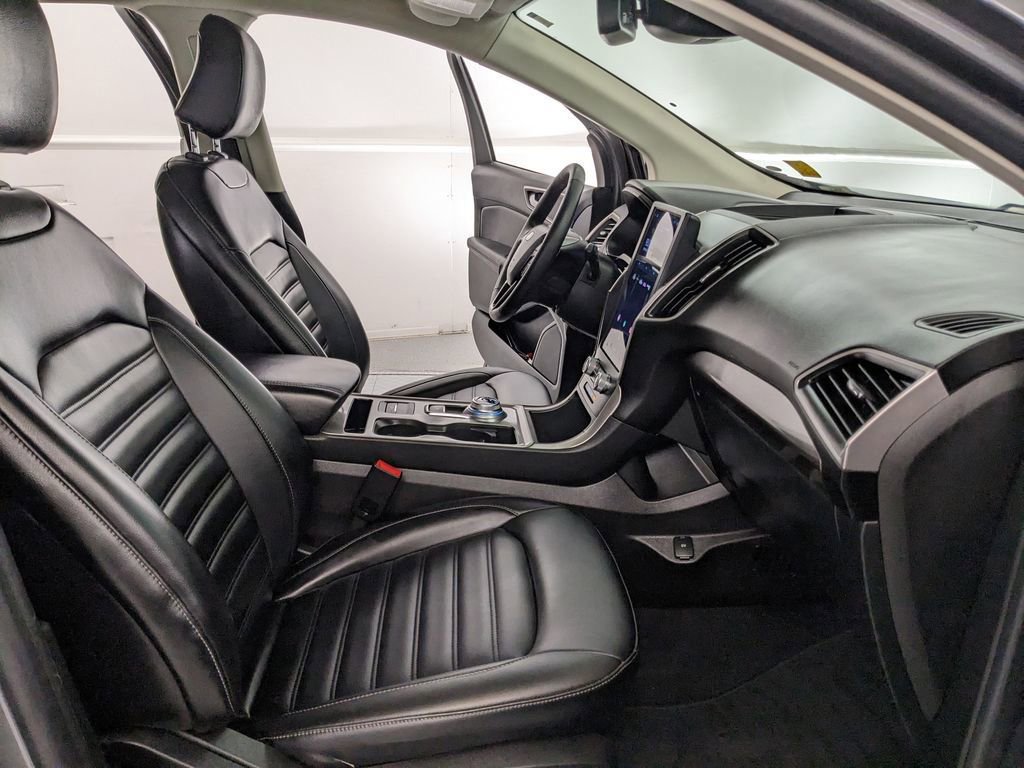 Certified 2024 Ford Edge SEL w/ Convenience Package AWD/4WD image 21