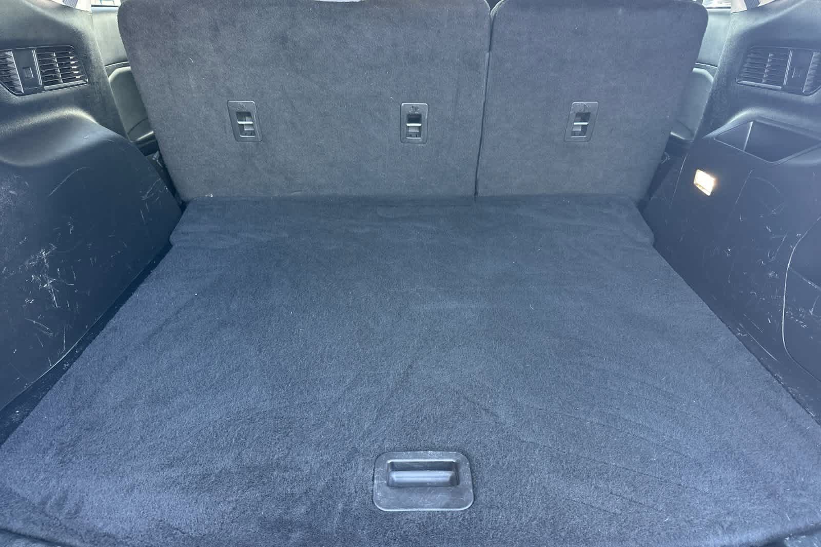 Certified 2023 Ford Edge SE w/ Black Appearance Package image 15