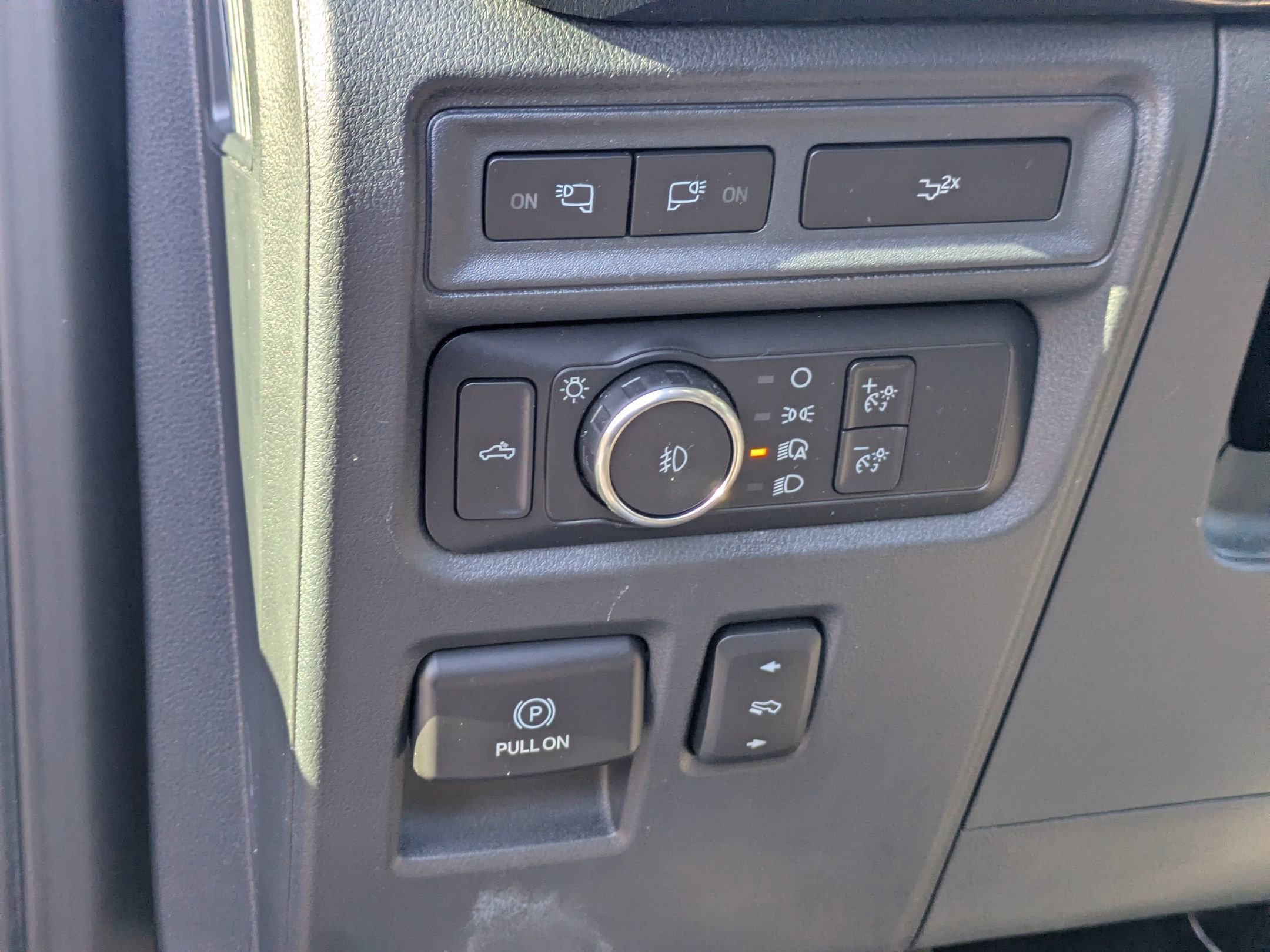 Certified 2022 Ford F150 XLT w/ Equipment Group 302A High image 14