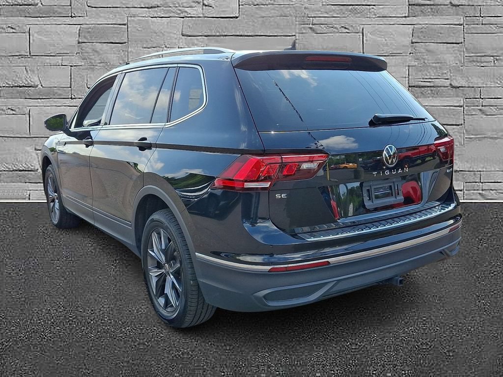 Used 2024 Volkswagen Tiguan SE AWD/4WD image 8