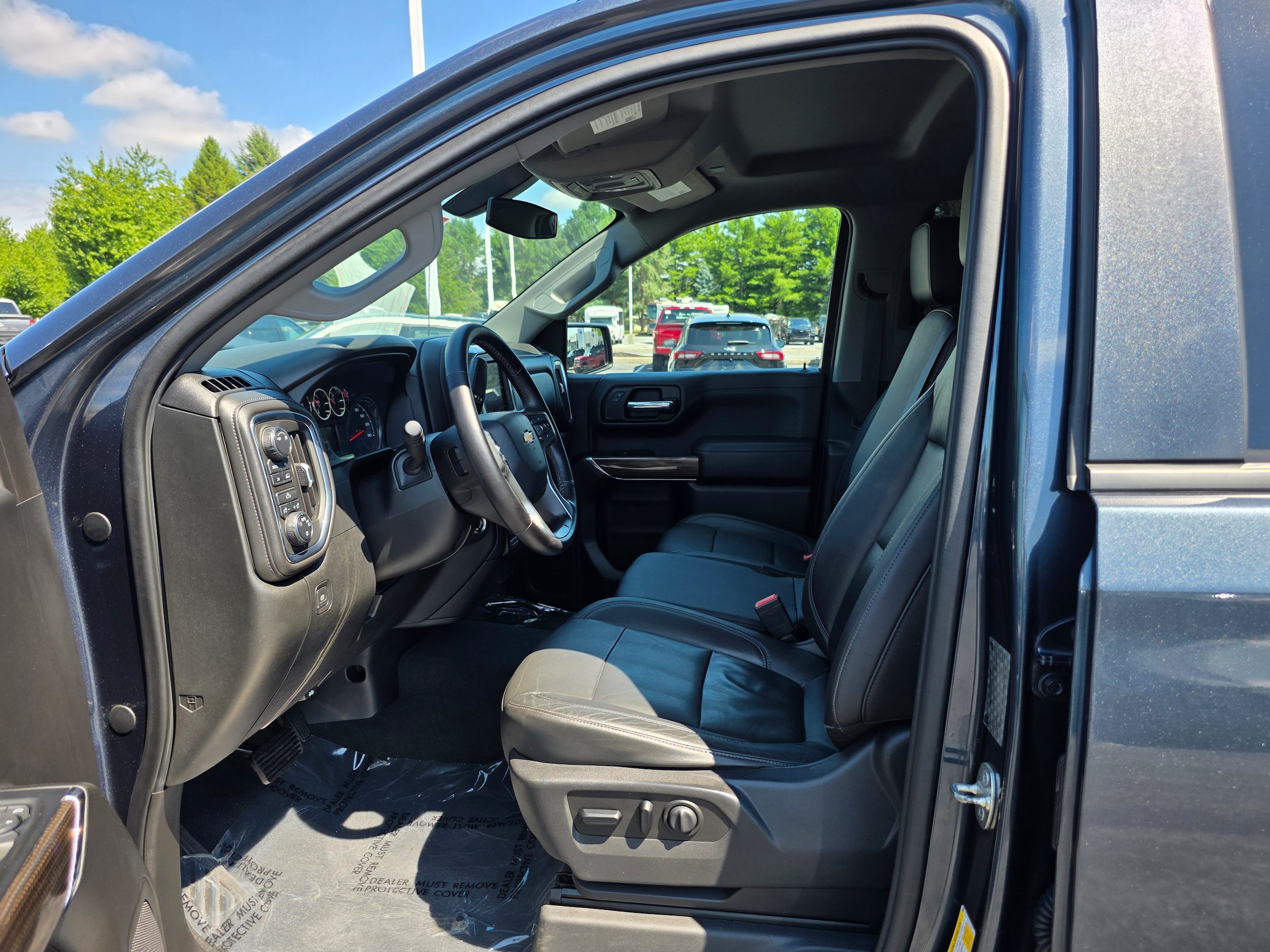 Used 2019 Chevrolet Silverado 1500 LT w/ All-Star Edition AWD/4WD image 21