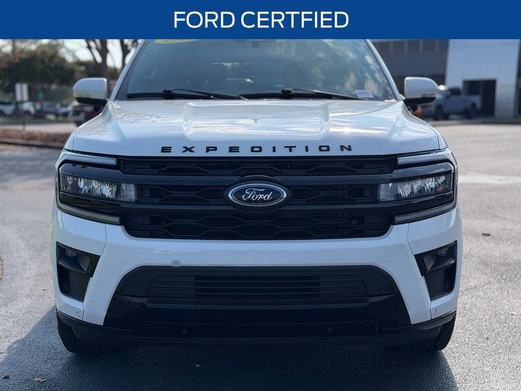 Certified 2023 Ford Expedition Max Limited RWD image 3