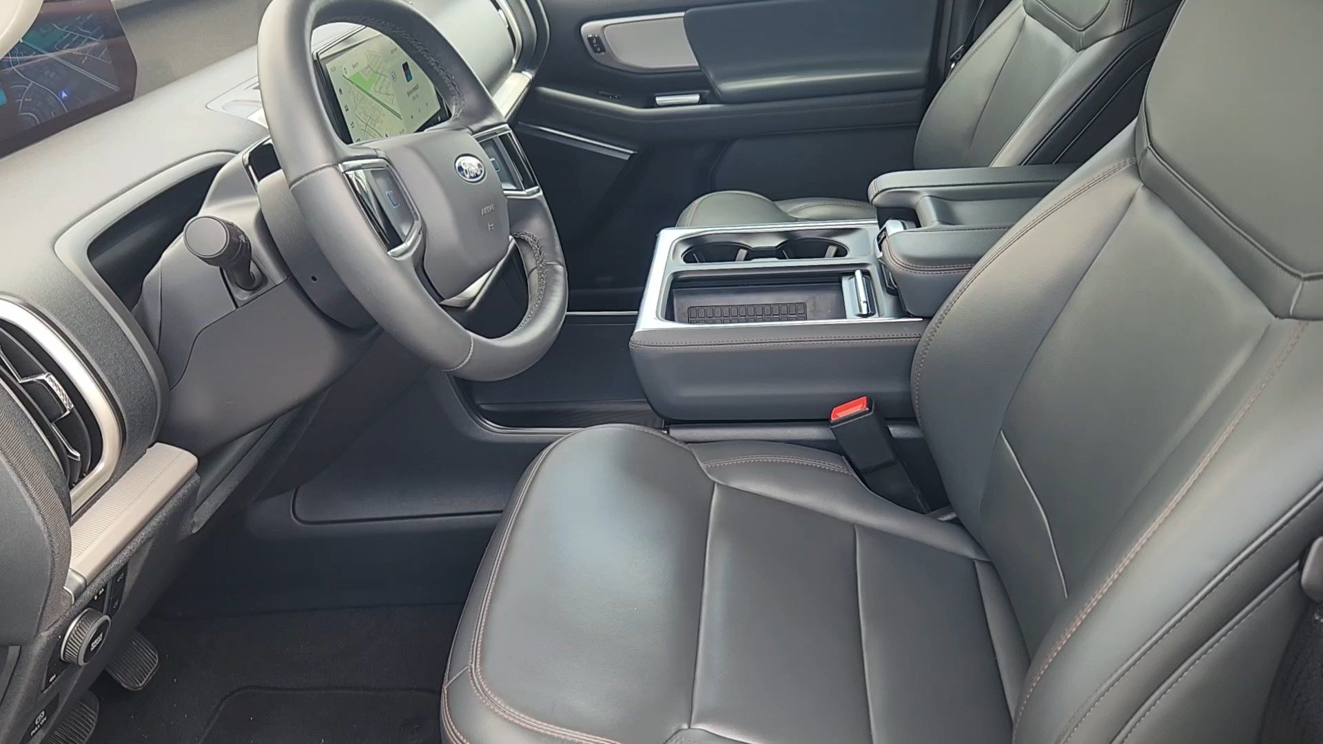 Certified 2025 Ford Expedition Active AWD/4WD image 20