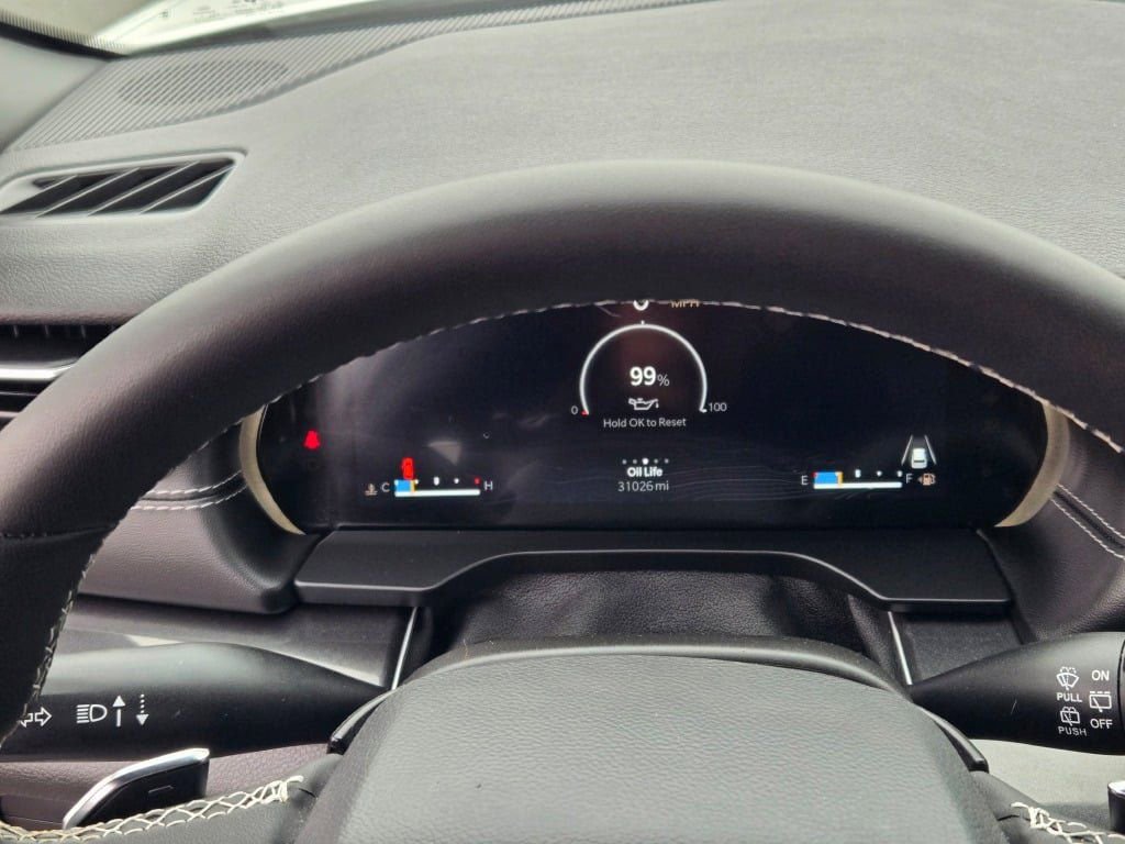 Used 2023 Jeep Grand Cherokee Altitude image 34